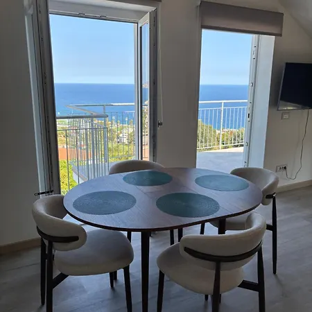 公寓 Azure Sea View 圣雷默
