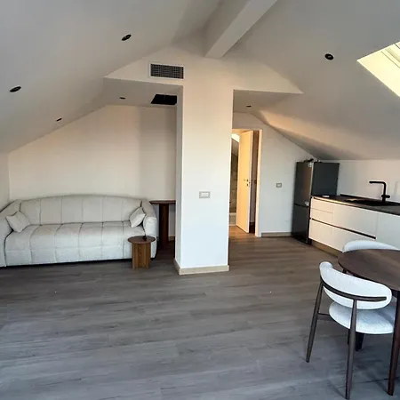 Apartman Azure Sea View